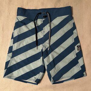 Volcom - Striped Swim Trunks / Size Youth